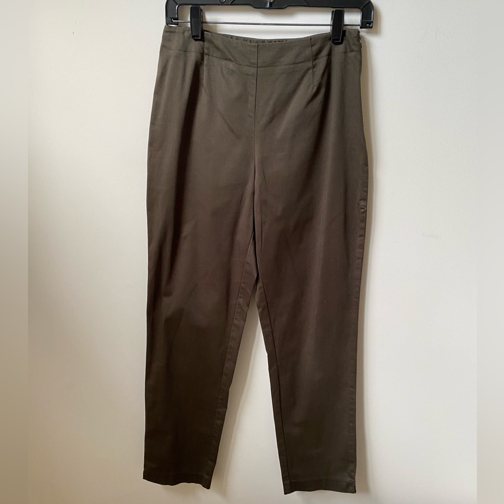 Harris/Wallace Dark Brown-ish Green Women’s Size 6 Pants.